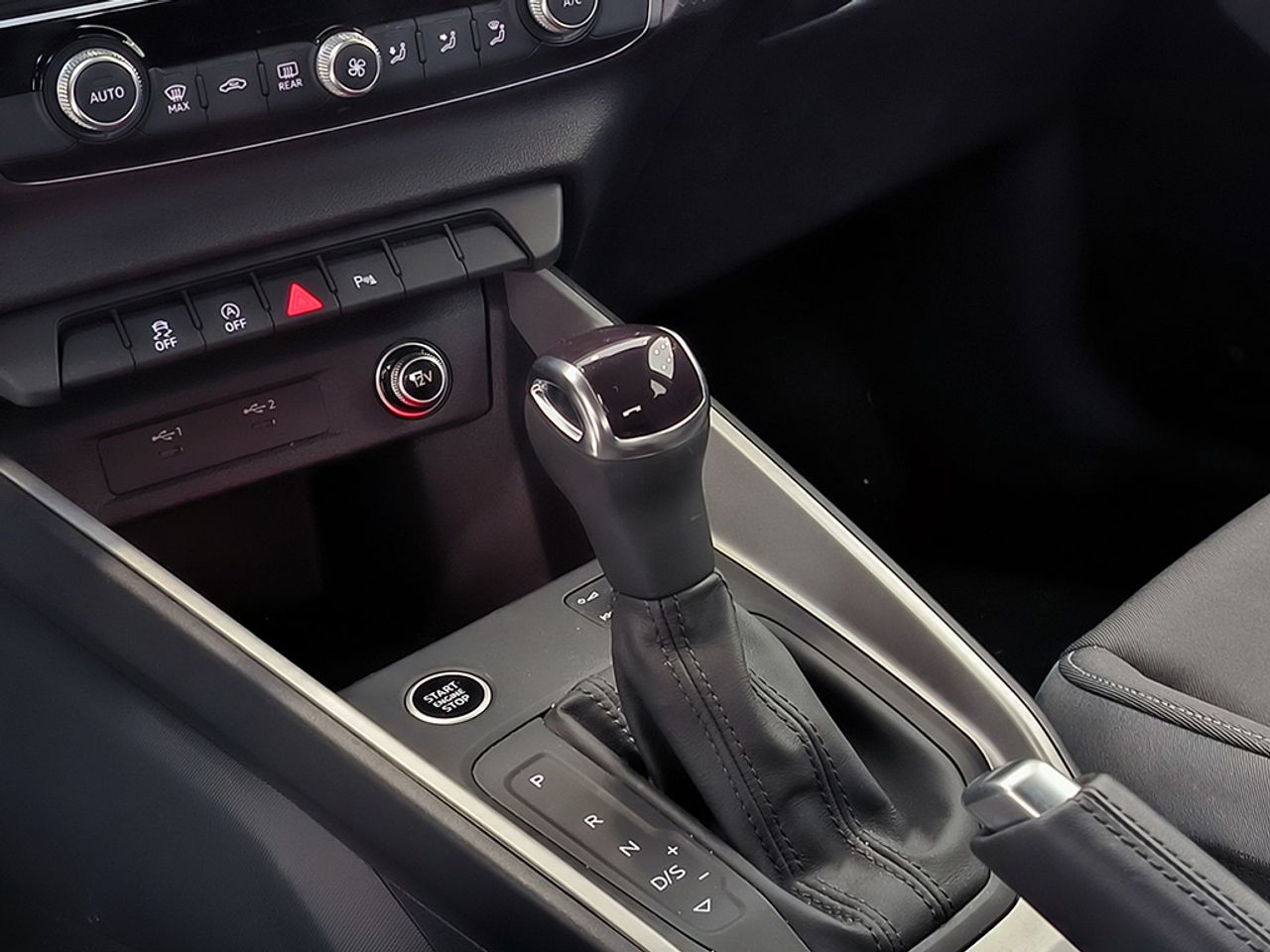 Audi A1 Sb 30 Tfsi 116 Cv Stronic Black Edition - Foto 2
