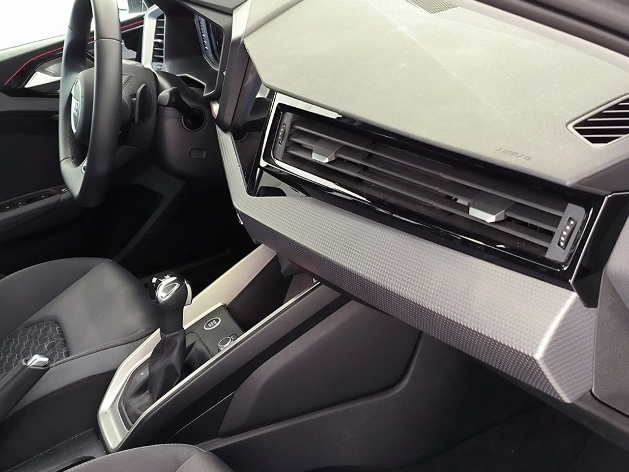 Audi A1 Sb 30 Tfsi 116 Cv Stronic Black Edition - Foto 2