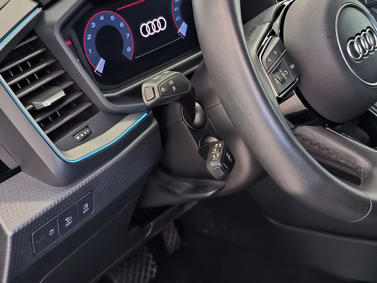Audi A1 Sb 30 Tfsi 116 Cv Stronic Black Line - Foto 2