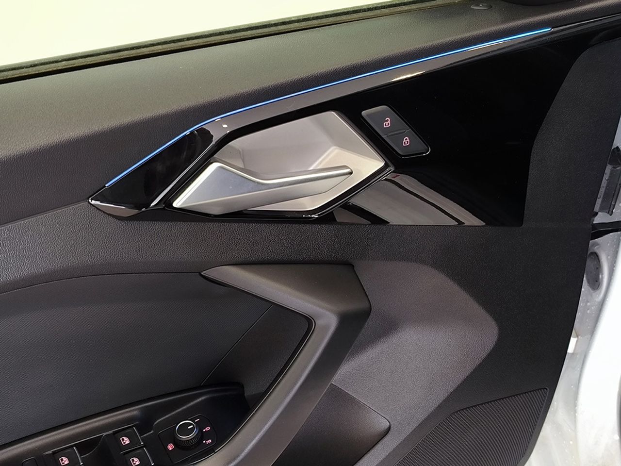 Audi A1 Sb 30 Tfsi 1160 Cv Stronic Black Line - Foto 2