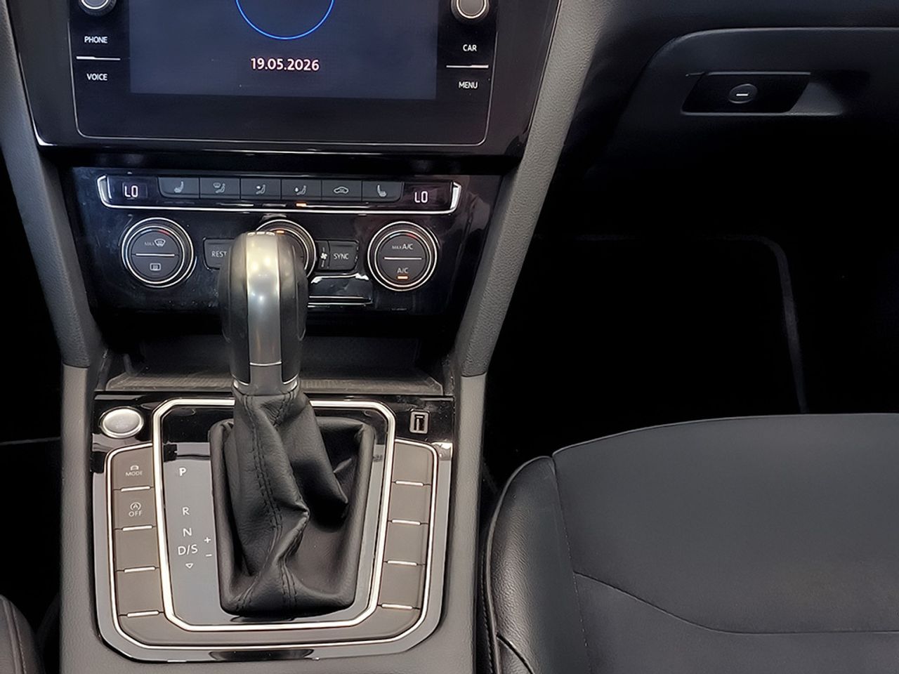 Volkswagen Arteon 2.0 Tdi 150 Cv Dsg - Foto 2