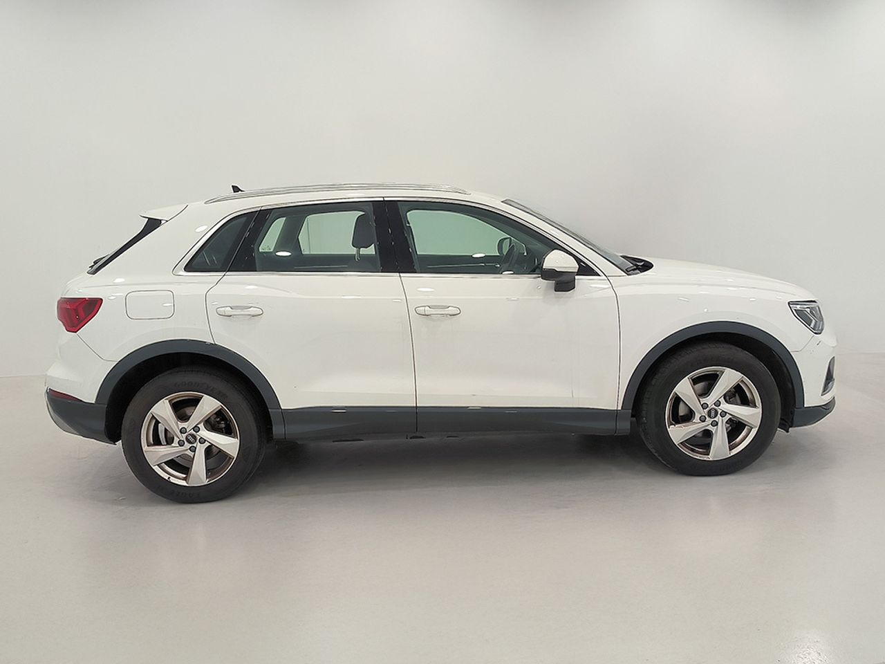 Audi Q3 35 Tdi 150 Cv Stronic Advance - Foto 2