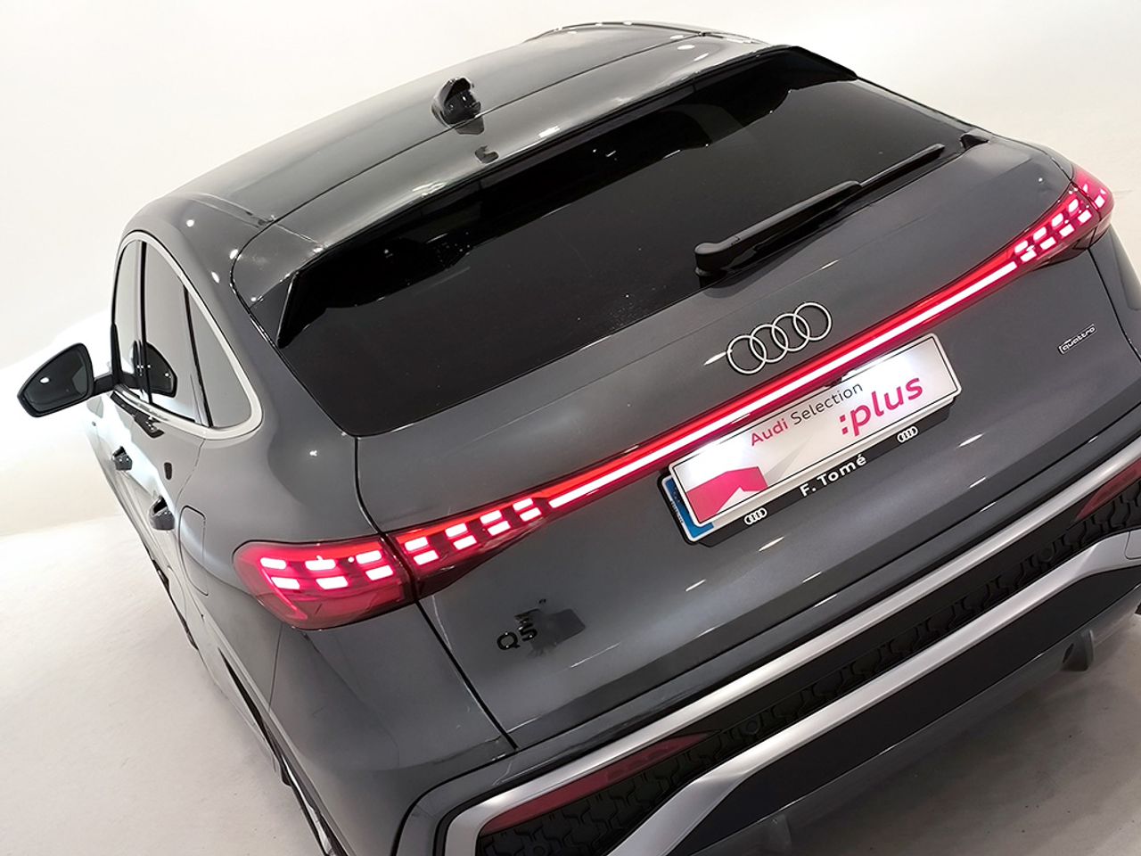Audi Q5 Sportback Black Line E-hybrid Quattro 220 - Foto 2