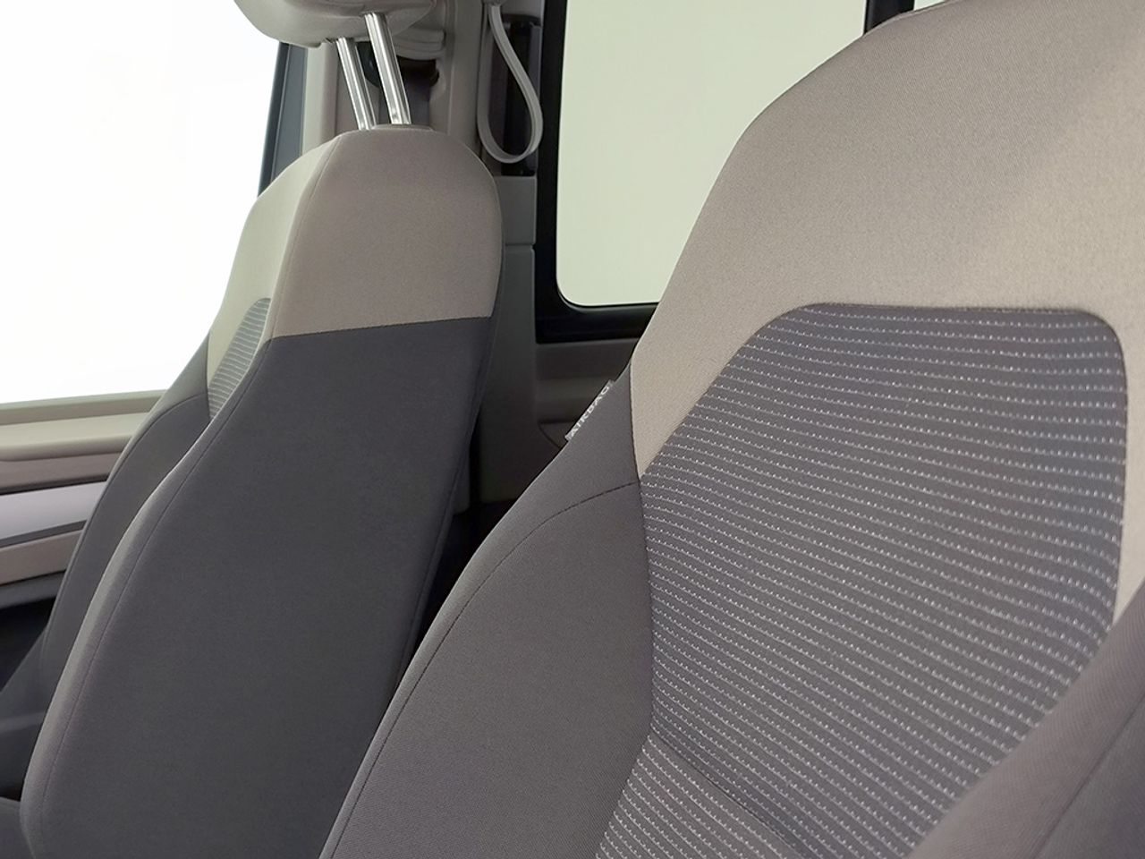 Volkswagen Multivan 1.5 Ehybrid 130 Kw 177 Cv / - Foto 2