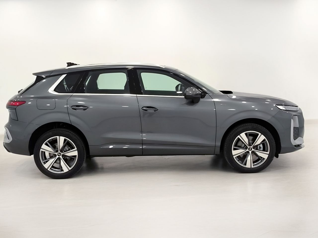 Audi Q3 Suv Advanced E-hybrid 200 Kw S Tronic - Foto 2
