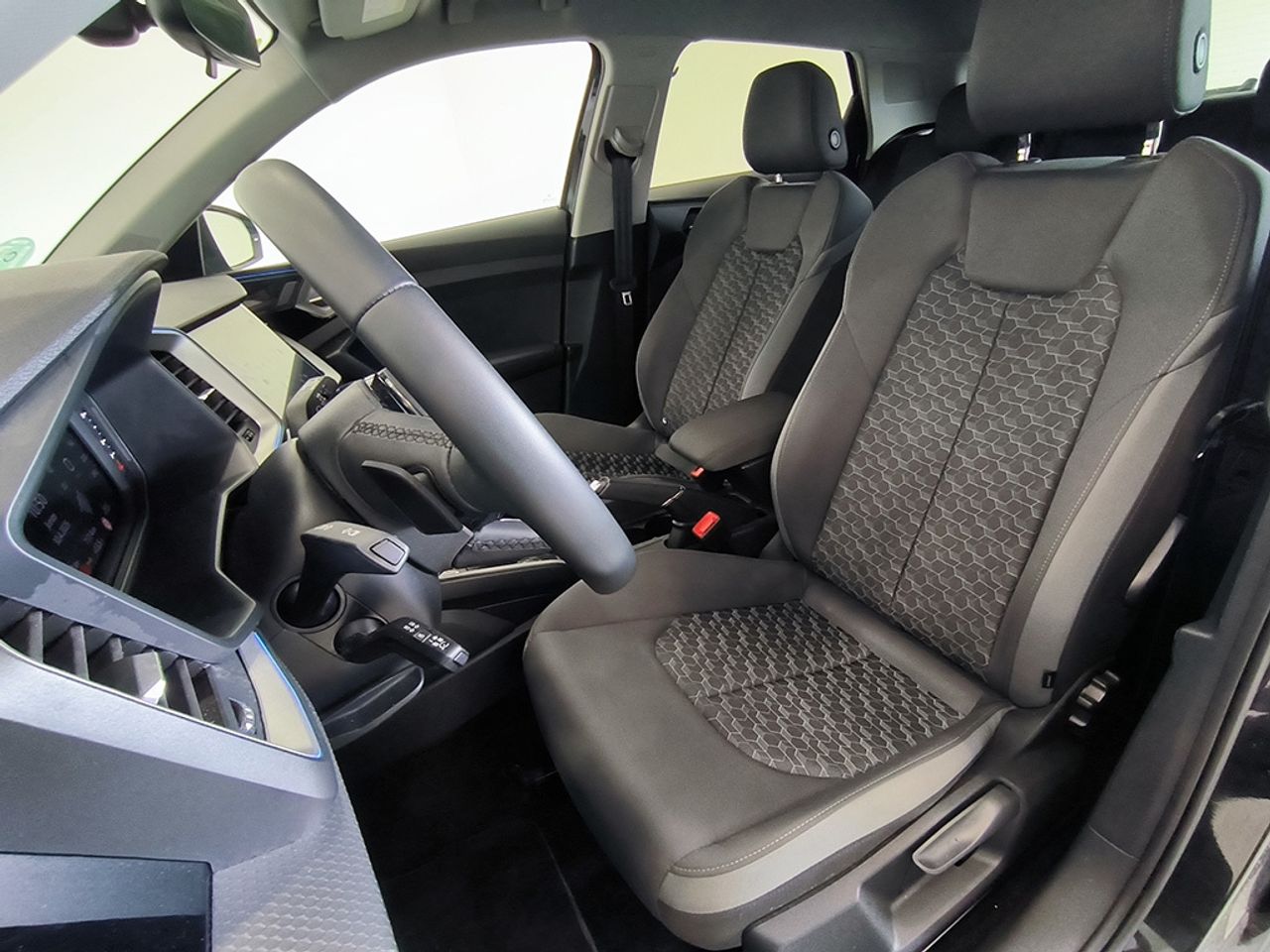 Audi A1 Sb 30 Tfsi 116cv Stronic Black - Foto 2