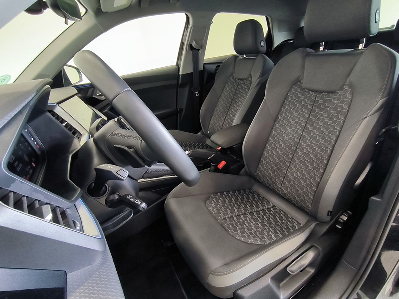 Audi A1 Sb 30 Tfsi 116cv Stronic Black - Foto 2