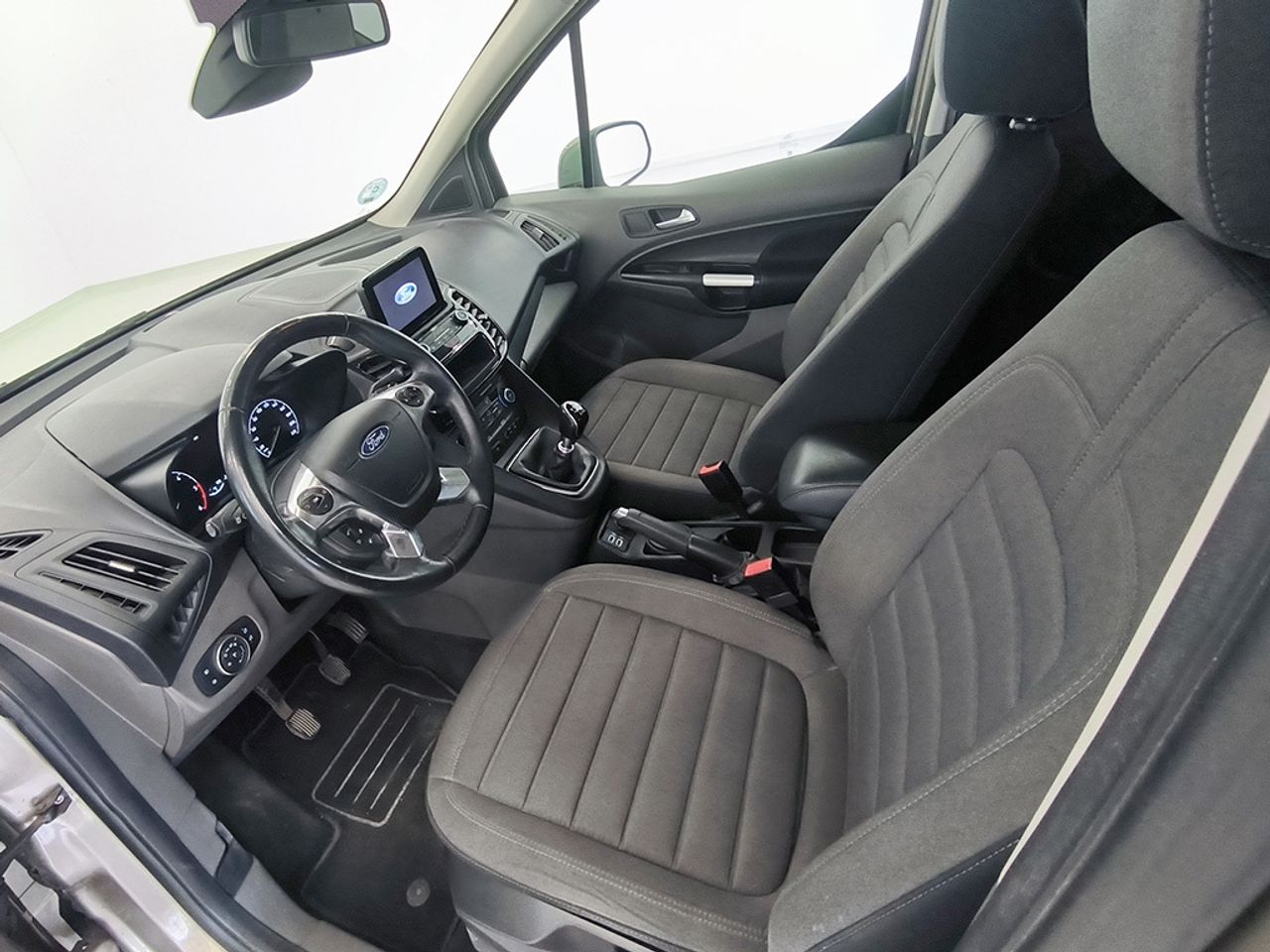 Ford Connect Tourneo 1.5 Tdci 120 Cv Titanium - Foto 2