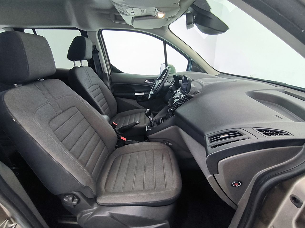 Ford Connect Tourneo 1.5 Tdci 120 Cv Titanium - Foto 2