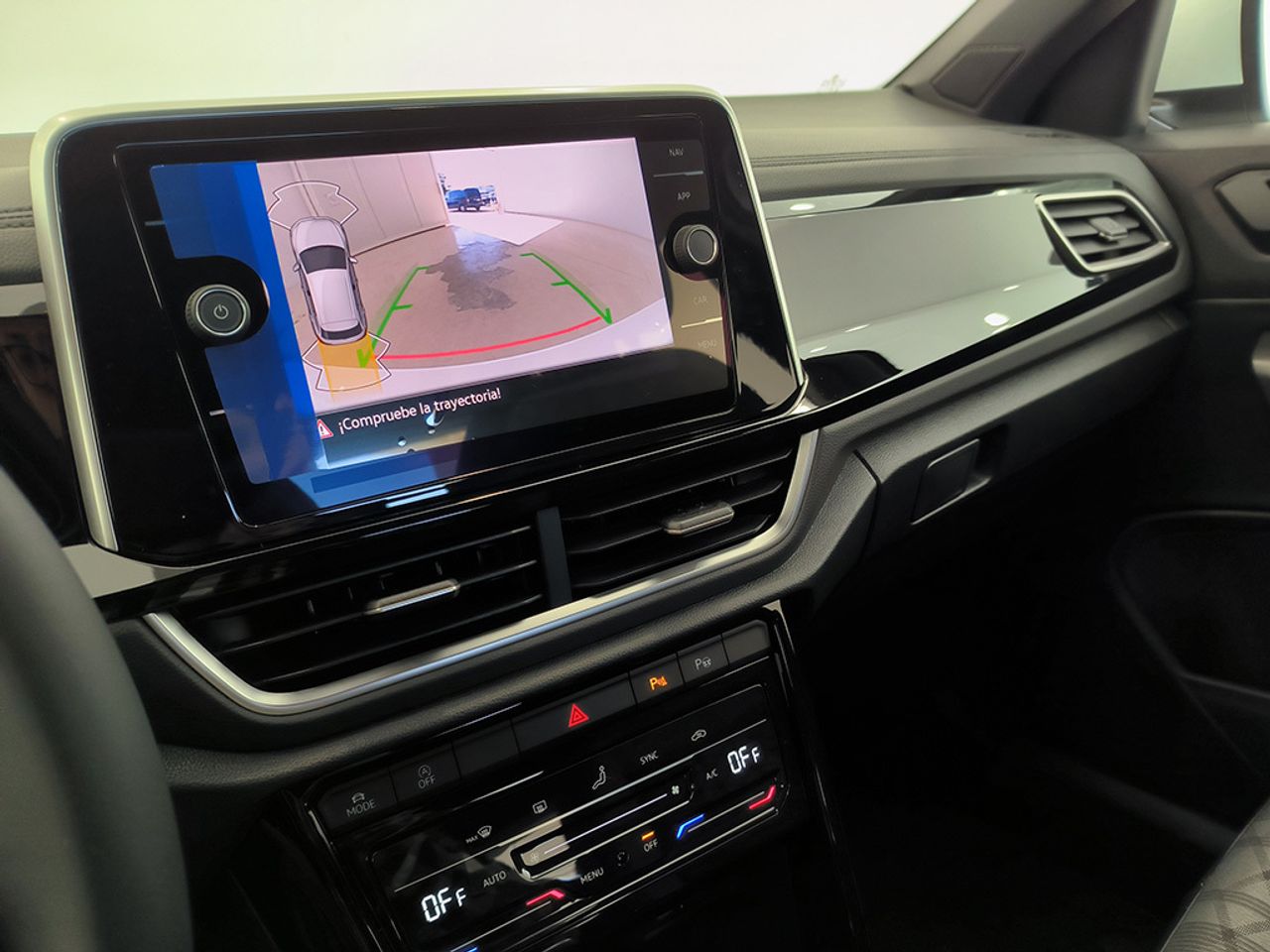 Volkswagen T-roc 1.5 Rsi 150cv R-line - Foto 2