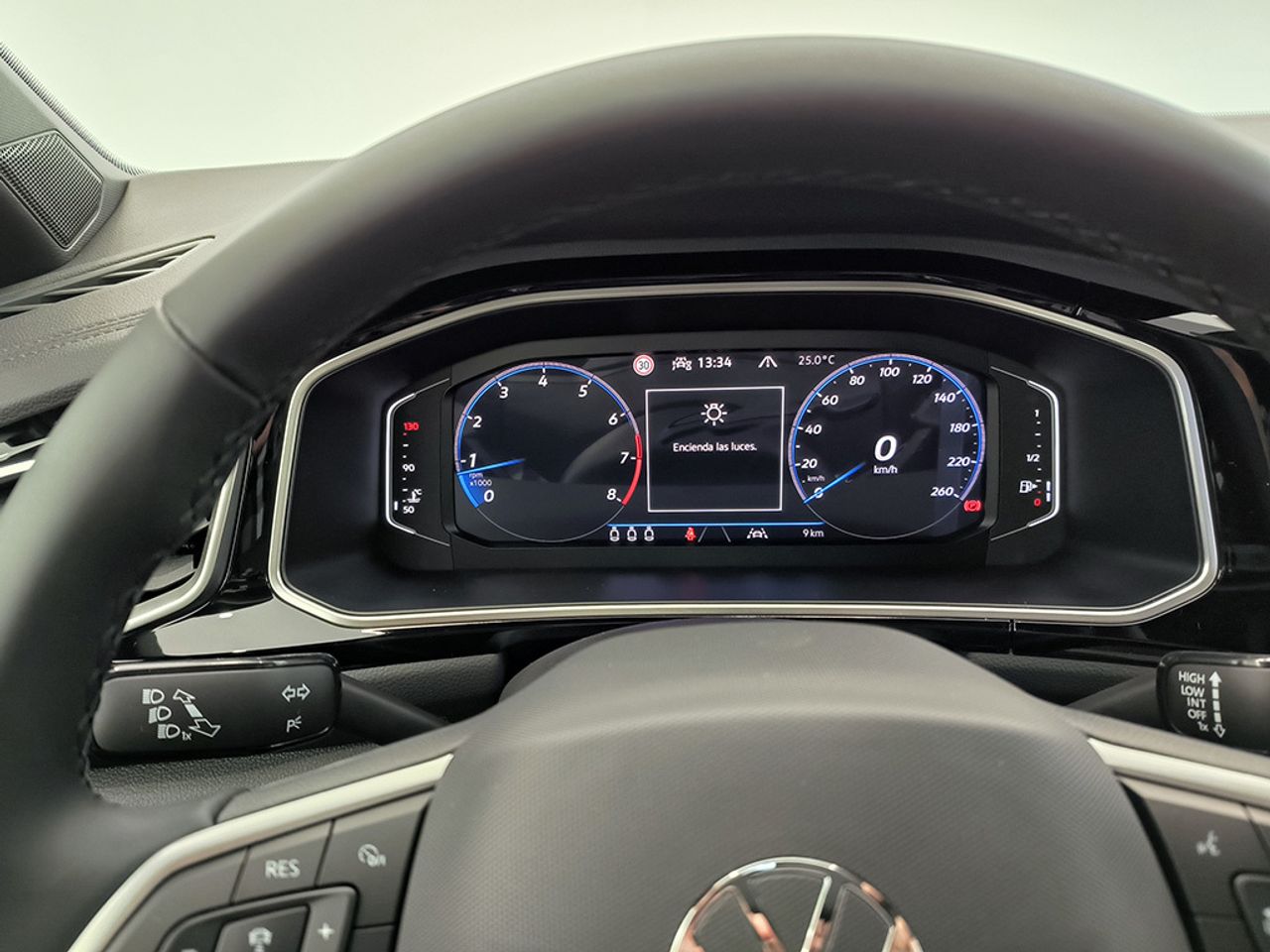 Volkswagen T-roc 1.5 Rsi 150cv R-line - Foto 2