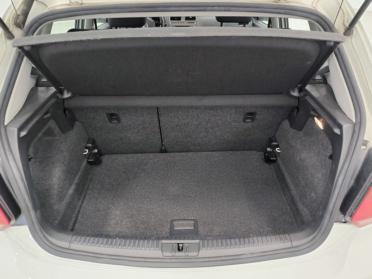 Volkswagen Polo 1.2 Tsi 90 Cv Advance - Foto 2