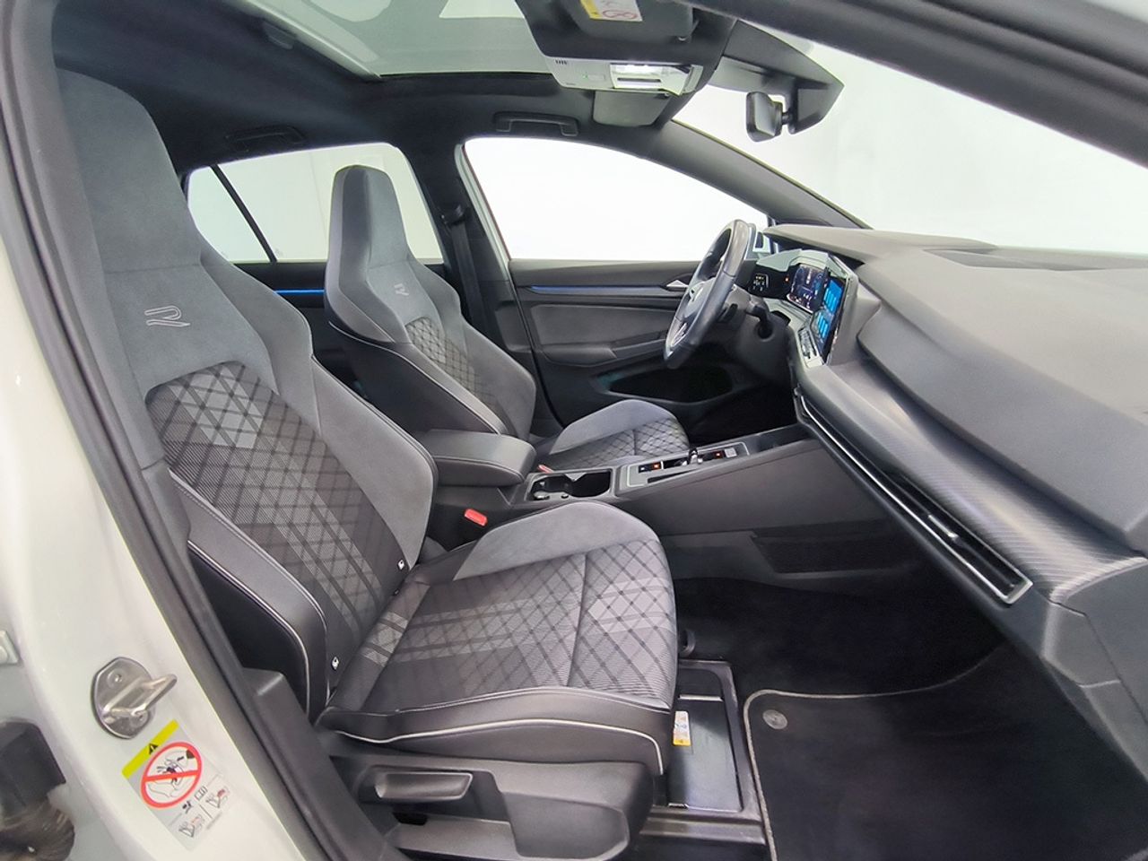 Volkswagen Golf R-line 1.5 Etsi 110kw (150cv) Dsg - Foto 2