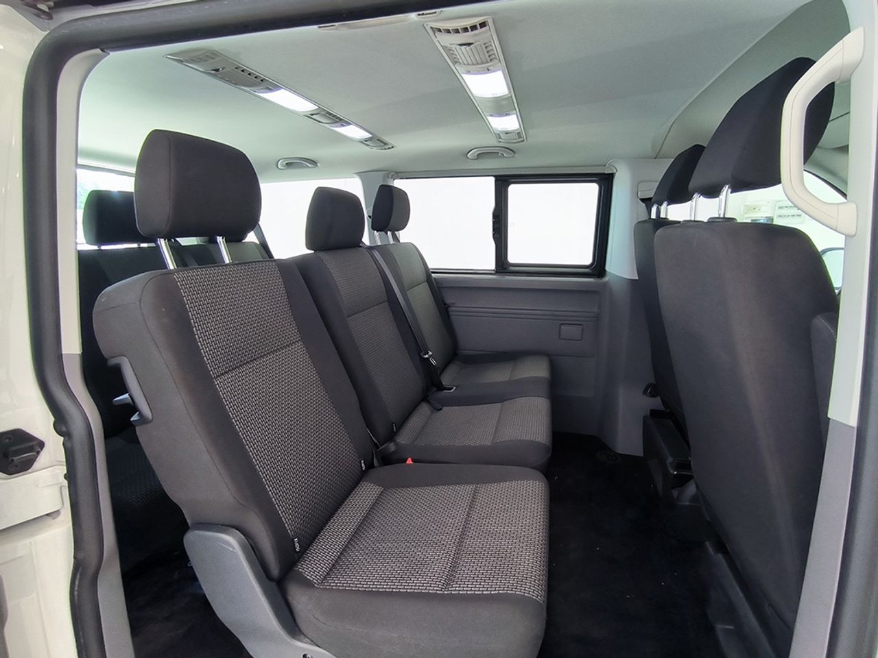 Volkswagen Caravelle 6.1 Origin Batalla Corta 2.0 Tdi 150 Cv - Foto 2