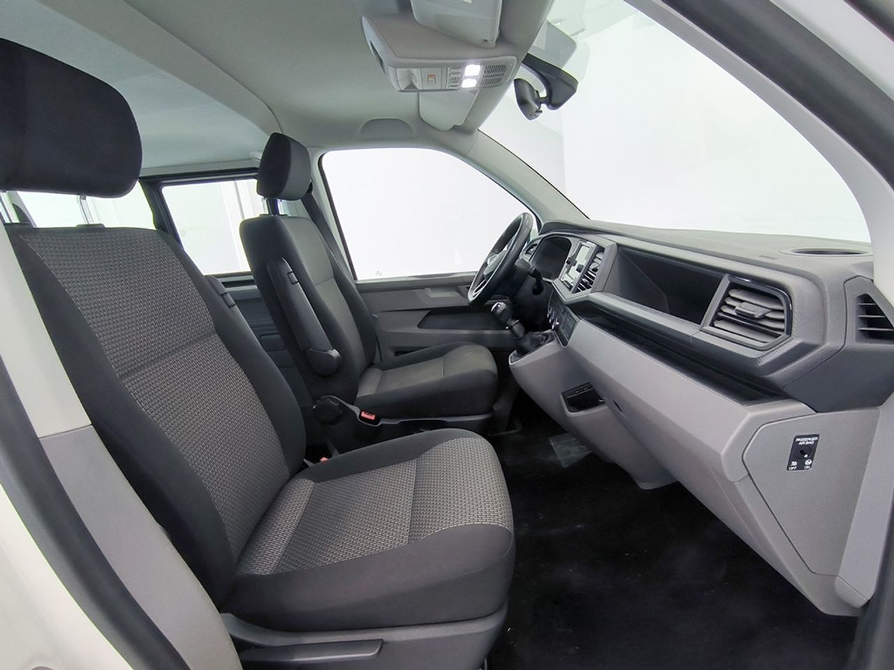 Volkswagen Caravelle 6.1 Origin Batalla Corta 2.0 Tdi 150 Cv - Foto 2