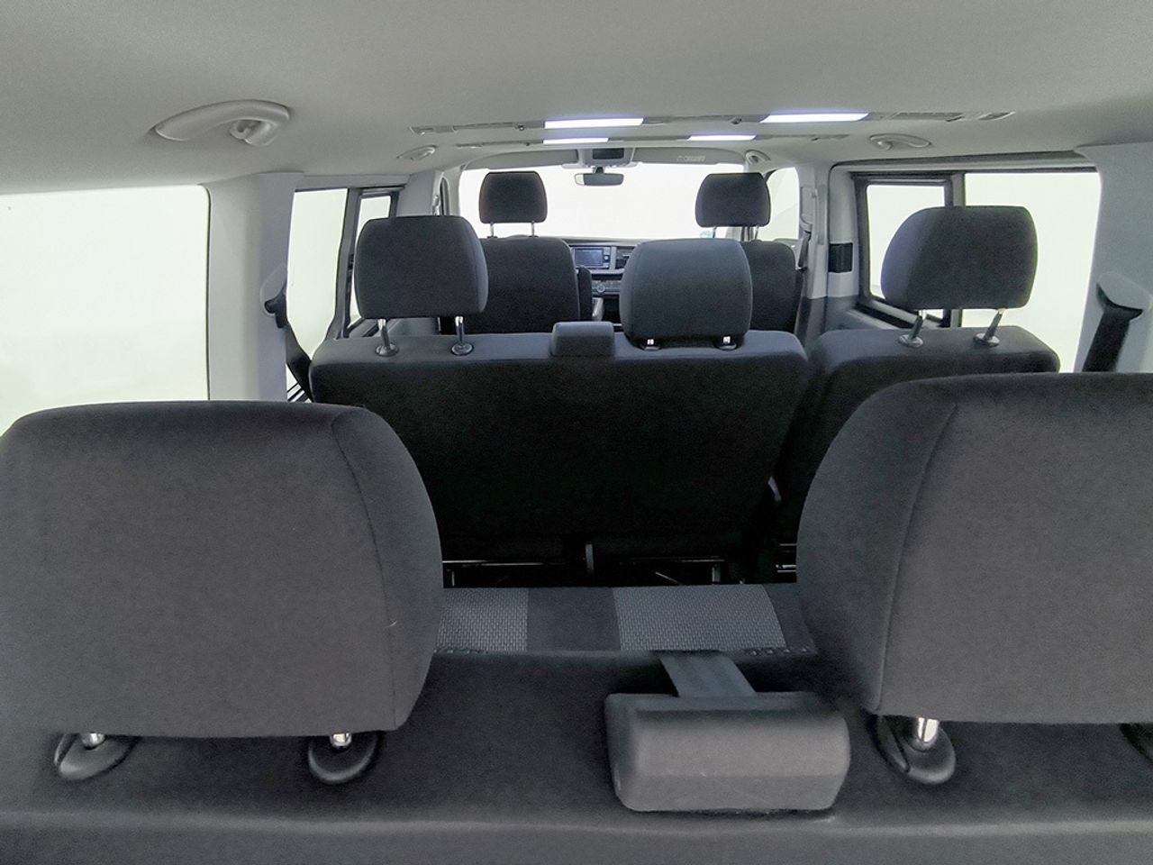Volkswagen Caravelle 6.1 Origin Batalla Corta 2.0 Tdi 150 Cv - Foto 2