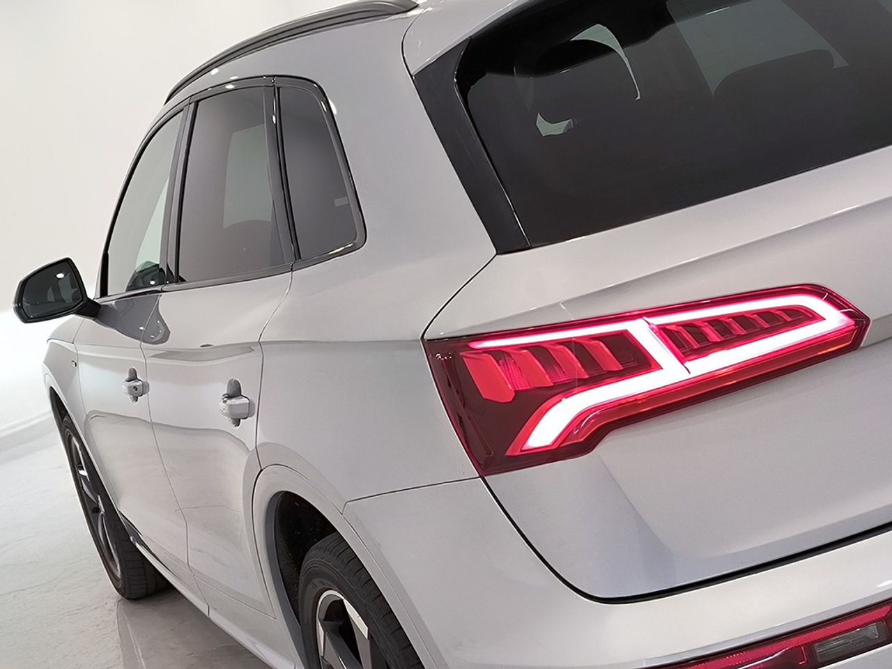 Audi Q5 35 Tdi 163cv Stronic Black Line - Foto 2