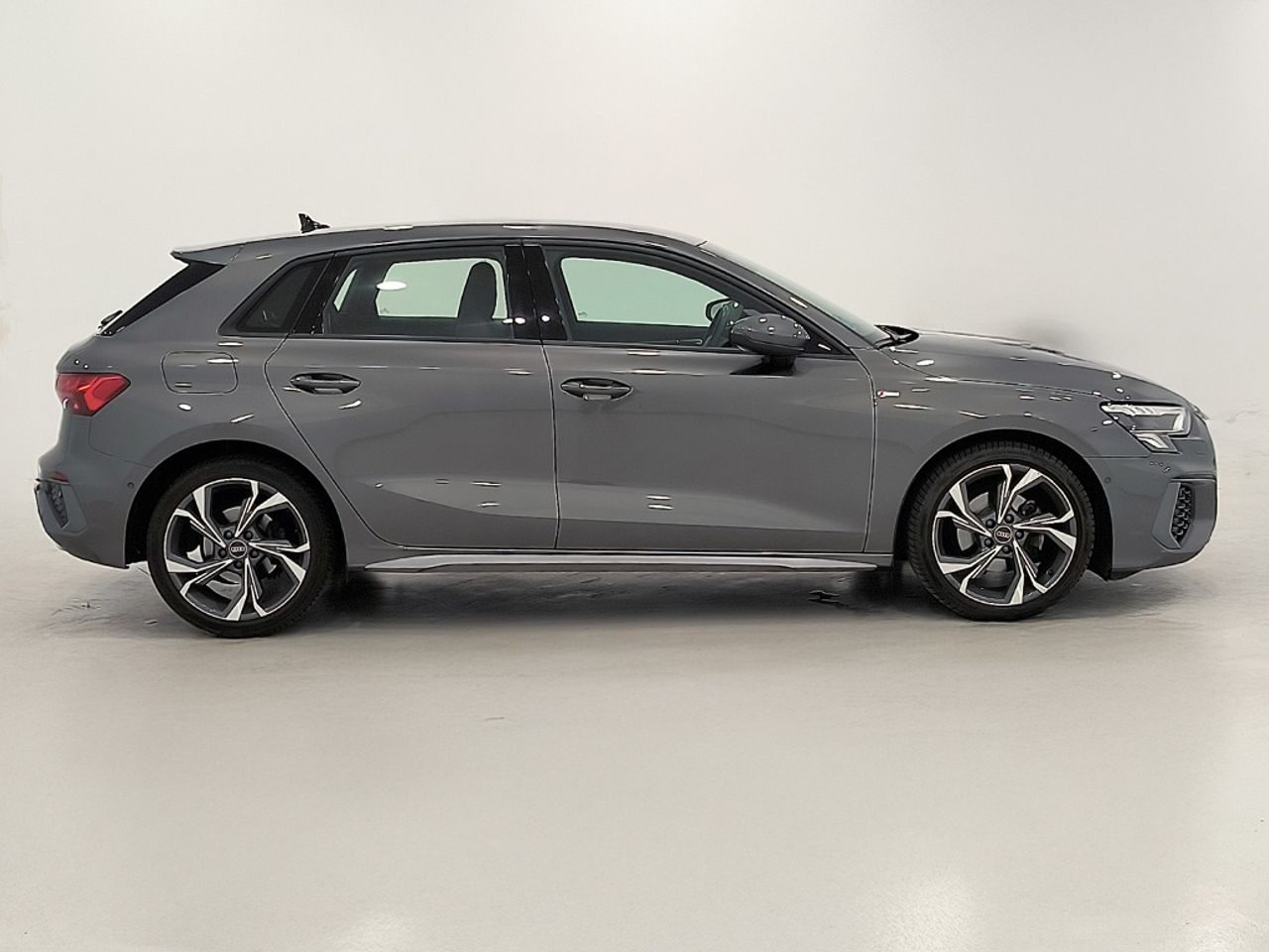 Audi A3 Sb 35 Tdi 150cv Stronic Sline - Foto 2