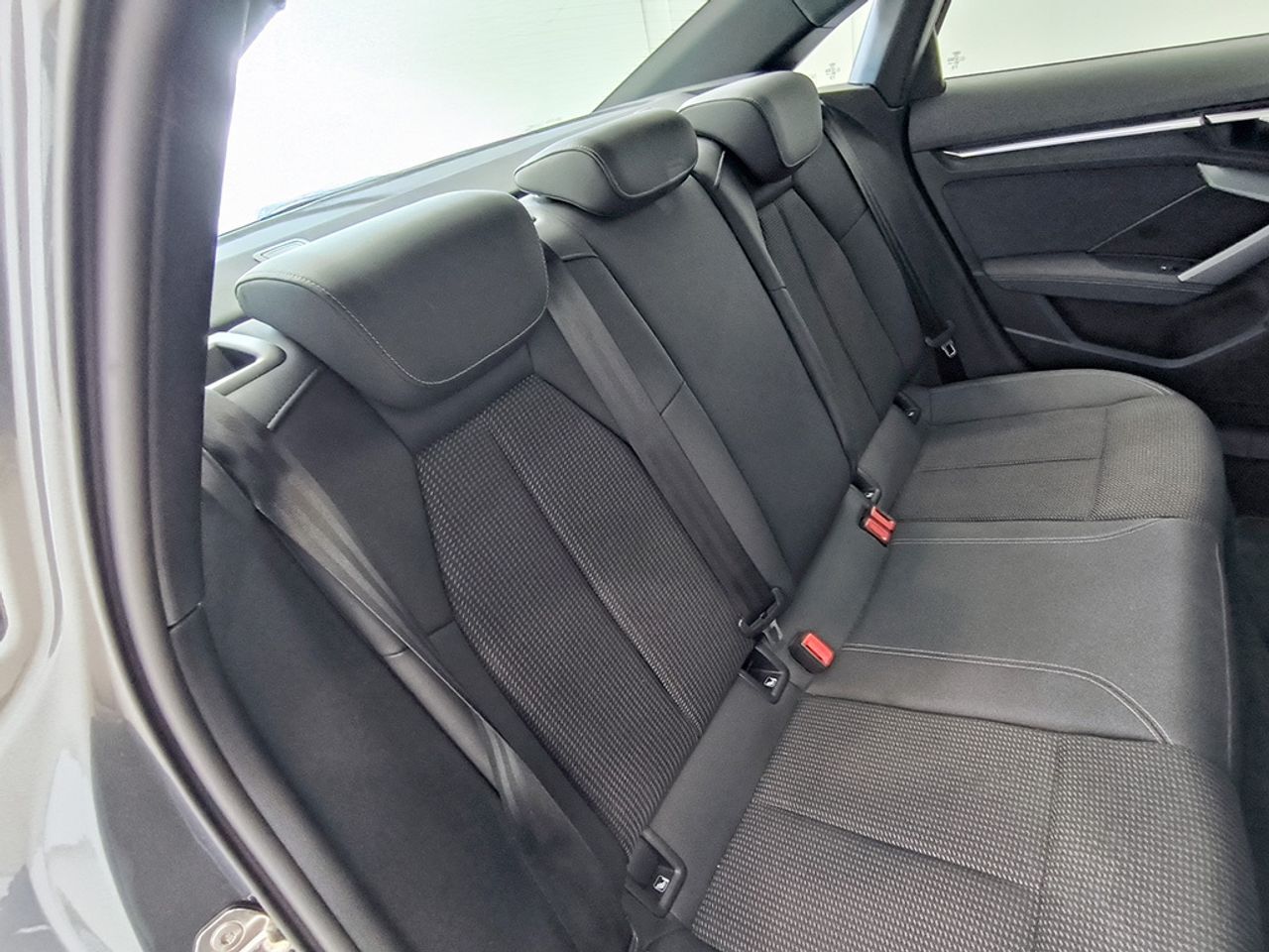 Audi A3 Sedan 35 Tdi 150cv Stronic Sline - Foto 2
