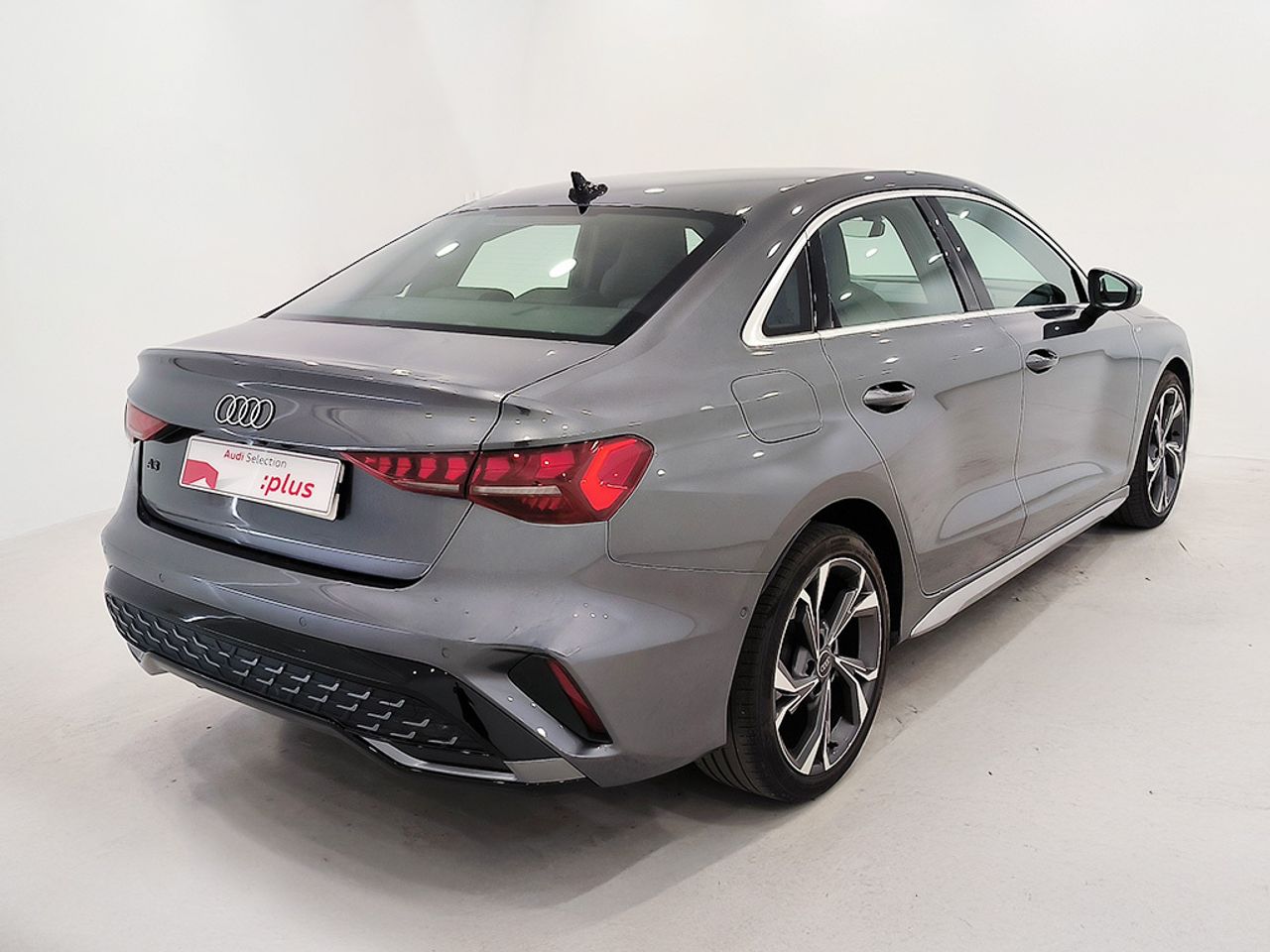 Audi A3 Sedan 35 Tdi 150cv Stronic Sline - Foto 2