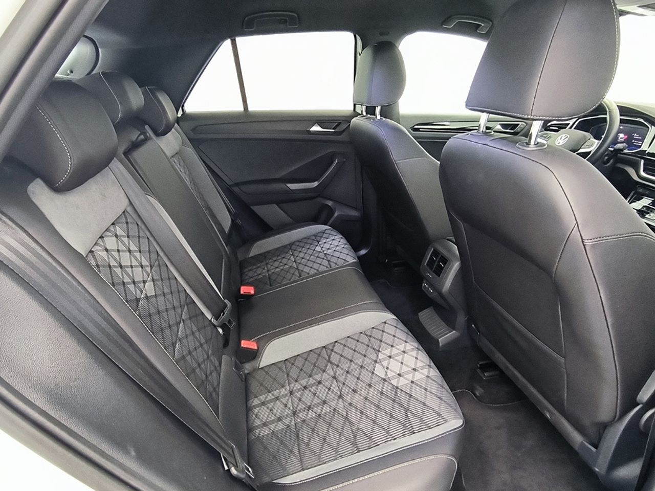 Volkswagen T-roc 1.5 Tsi 150 Cv Dsg Rline - Foto 2
