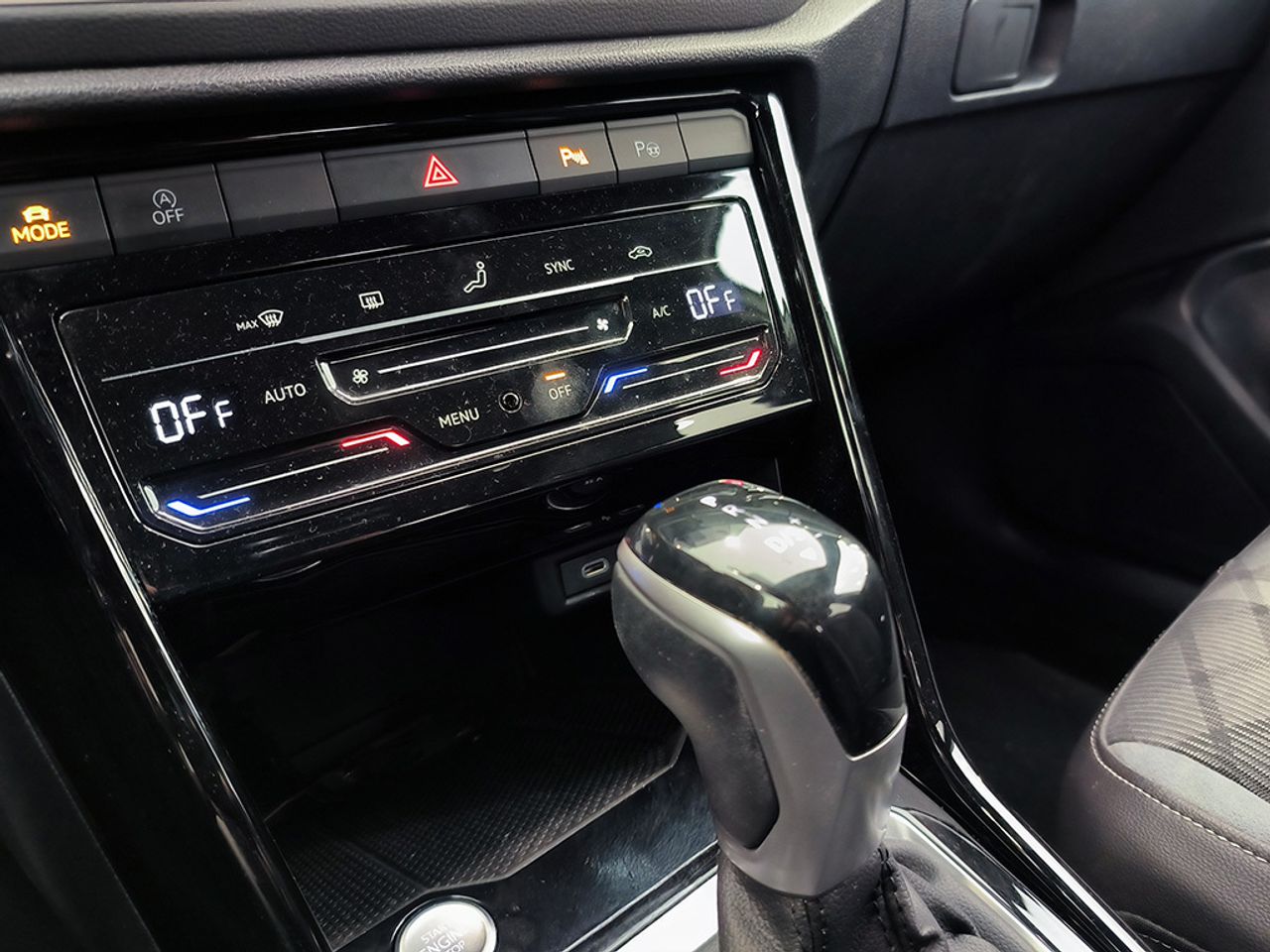 Volkswagen T-roc 1.5 Tsi 150 Cv Dsg Rline - Foto 2