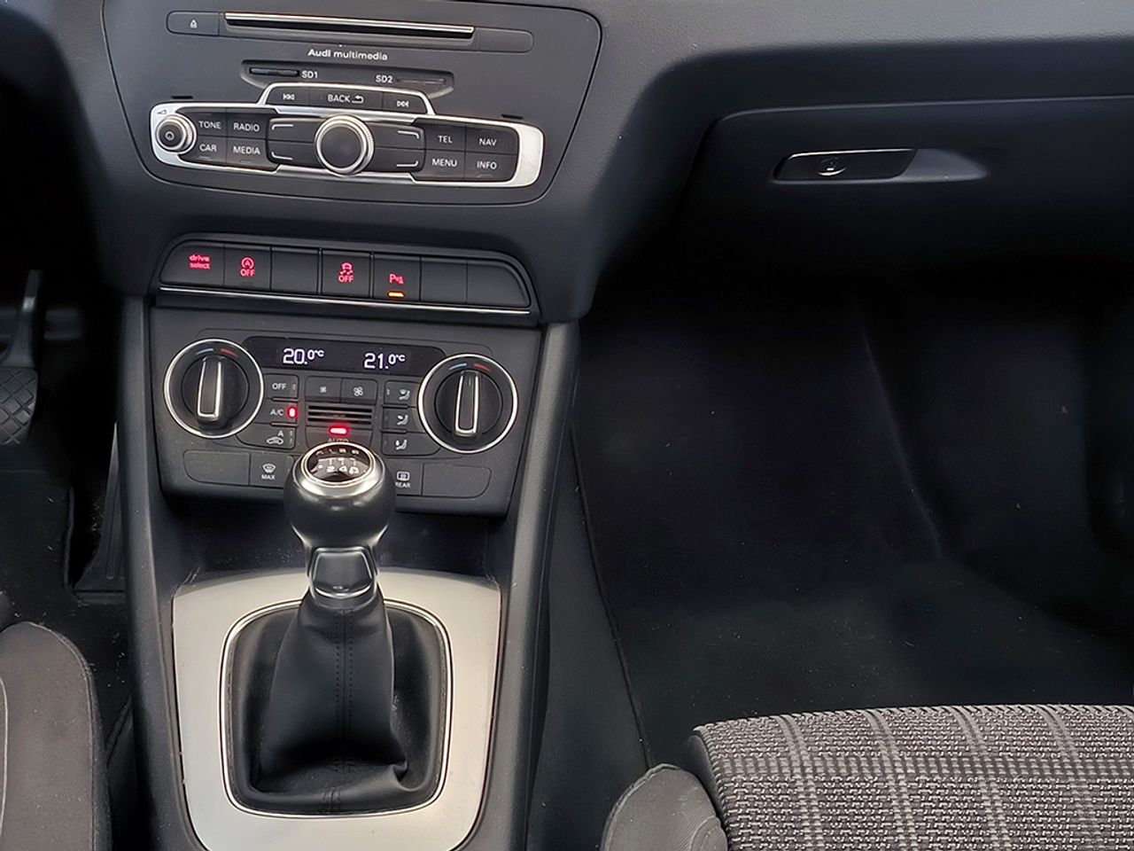 Audi Q3 2.0 Tdi 150 Cv Sport - Foto 2