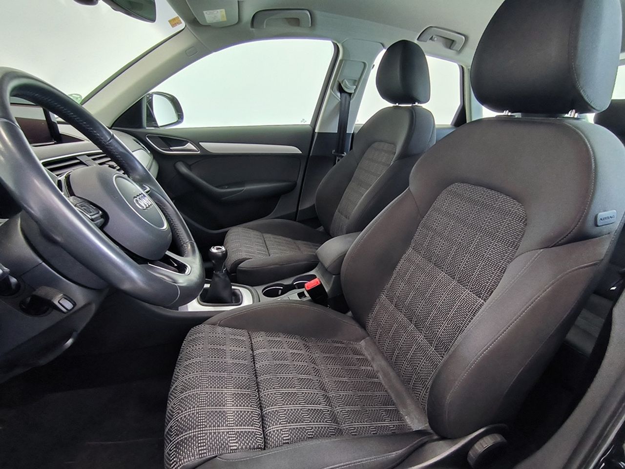 Audi Q3 2.0 Tdi 150 Cv Sport - Foto 2