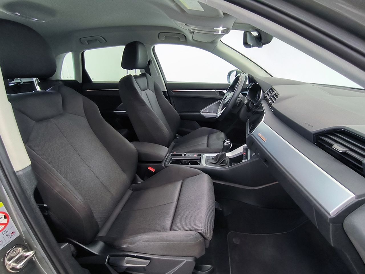 Audi Q3 35 Tfsi 150cv Stronic Advance - Foto 2