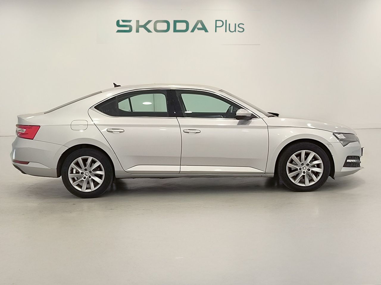 Skoda Superb 2.0 Tdi 150 Cv Dsg Ambition - Foto 2