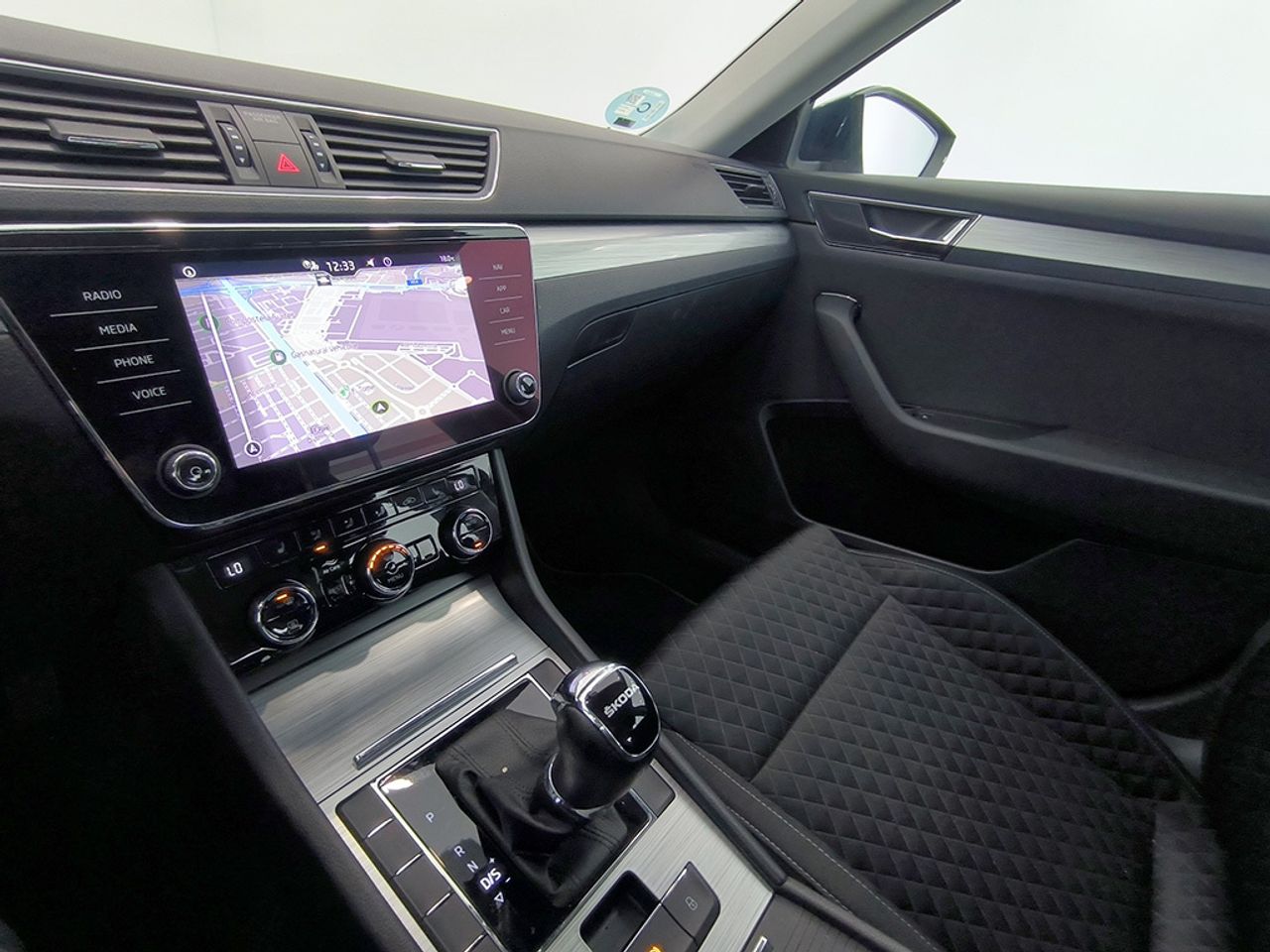 Skoda Superb 2.0 Tdi 150 Cv Dsg Ambition - Foto 2