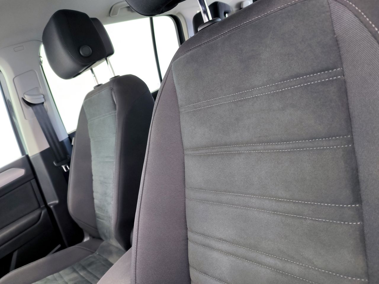 Volkswagen Touran 2.0 TDI 150 cv DSG MÁS - Foto 2