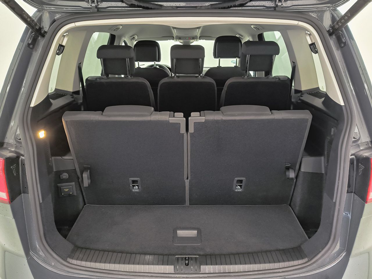 Volkswagen Touran 2.0 TDI 150 cv DSG MÁS - Foto 2