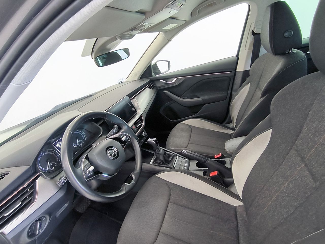 Skoda Kamiq 1.5 Tsi 150 Cv Dsg Style - Foto 2