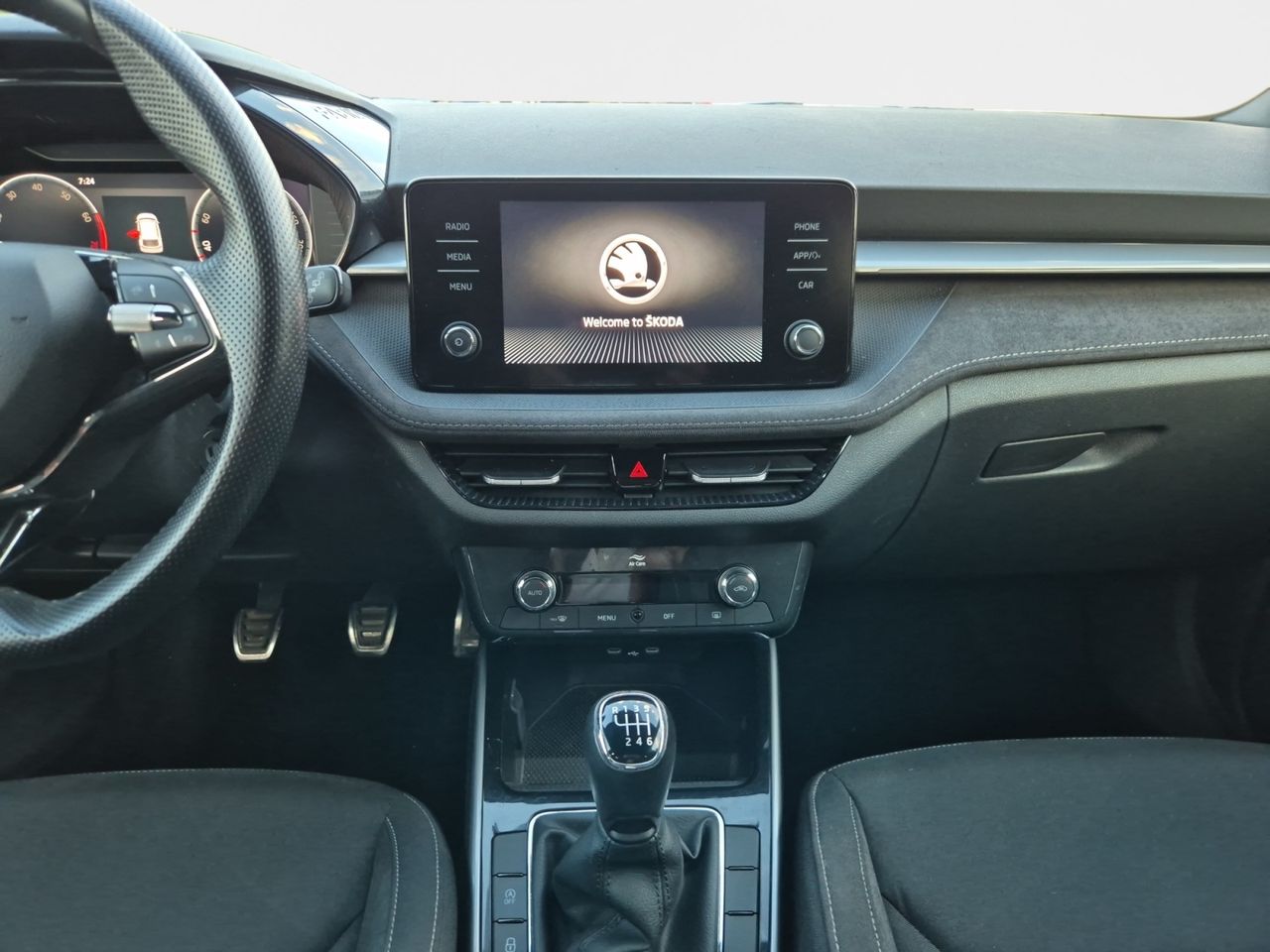 Skoda Fabia 1.0 Tsi 110 Cv Ambition - Foto 2