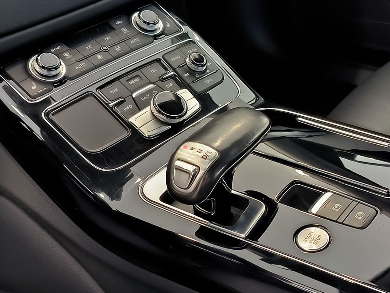 Audi A8 3.0 Tdi 258 Cv Quattro Tiptronic - Foto 2