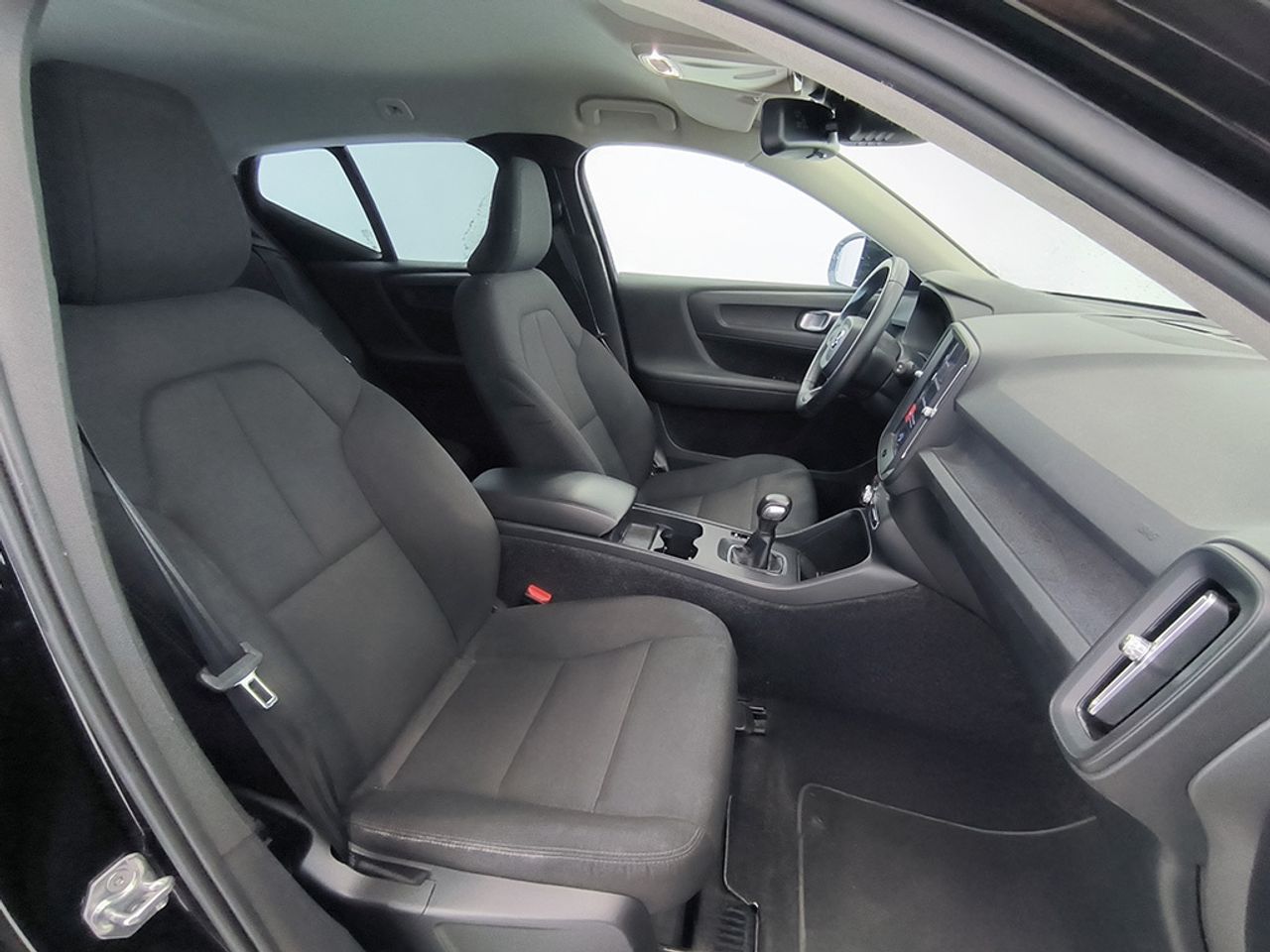 Volvo Xc40 1.5 T3 156 Cv - Foto 2