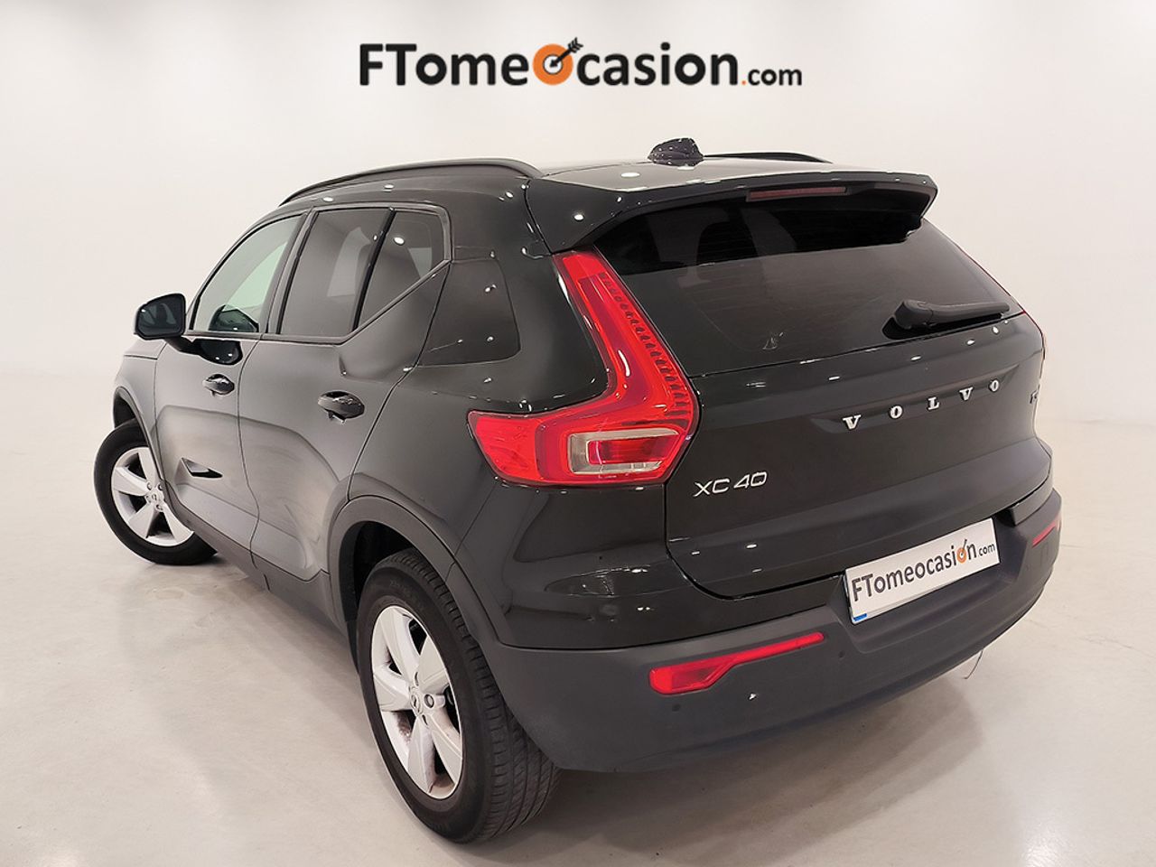 Volvo Xc40 1.5 T3 156 Cv - Foto 2