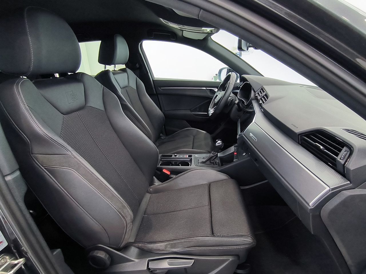 Audi Q3 45 Tfsi E 180kw S Tronic Black Line - Foto 2