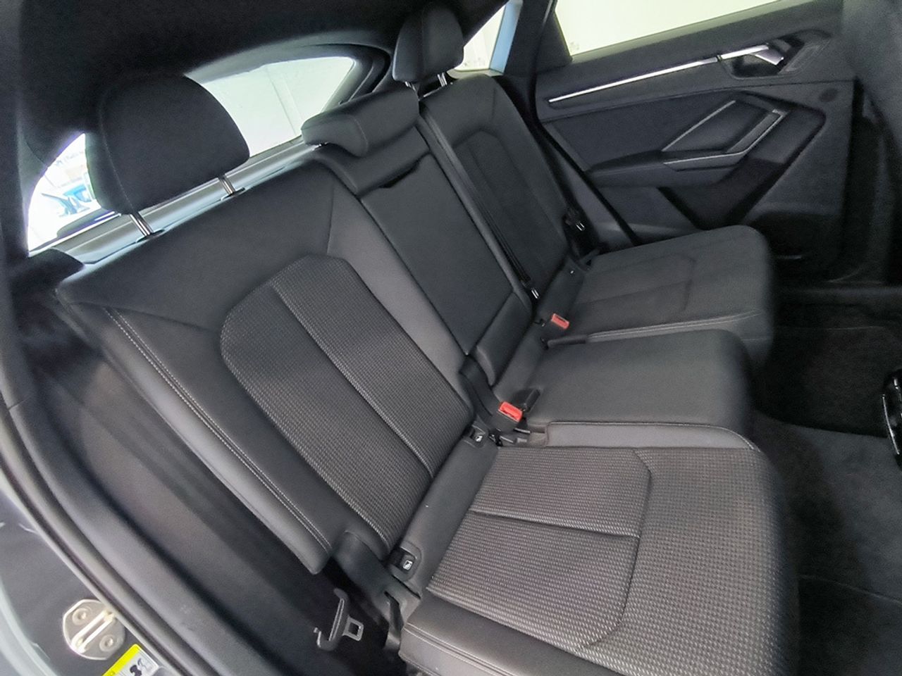 Audi Q3 45 Tfsi E 180kw S Tronic Black Line - Foto 2