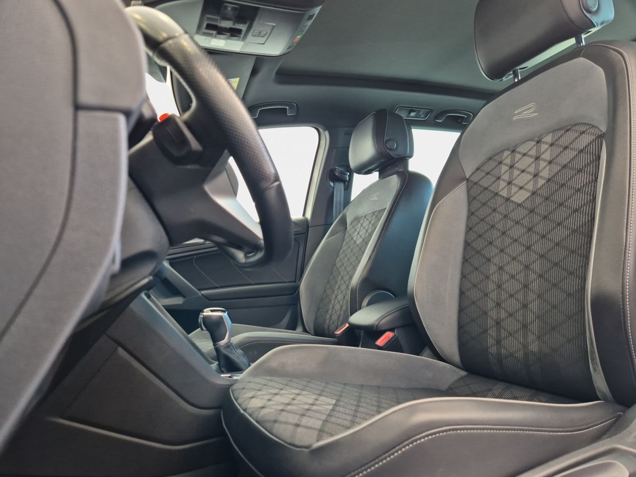 Volkswagen Tiguan 2.0 Tdi 150 Cv Dsg Rline - Foto 2
