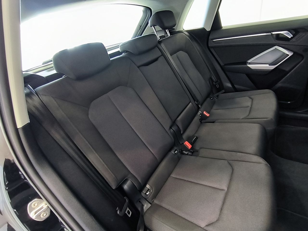 Audi Q3 45 Tfsie 245 Cv Stronic Advance - Foto 2