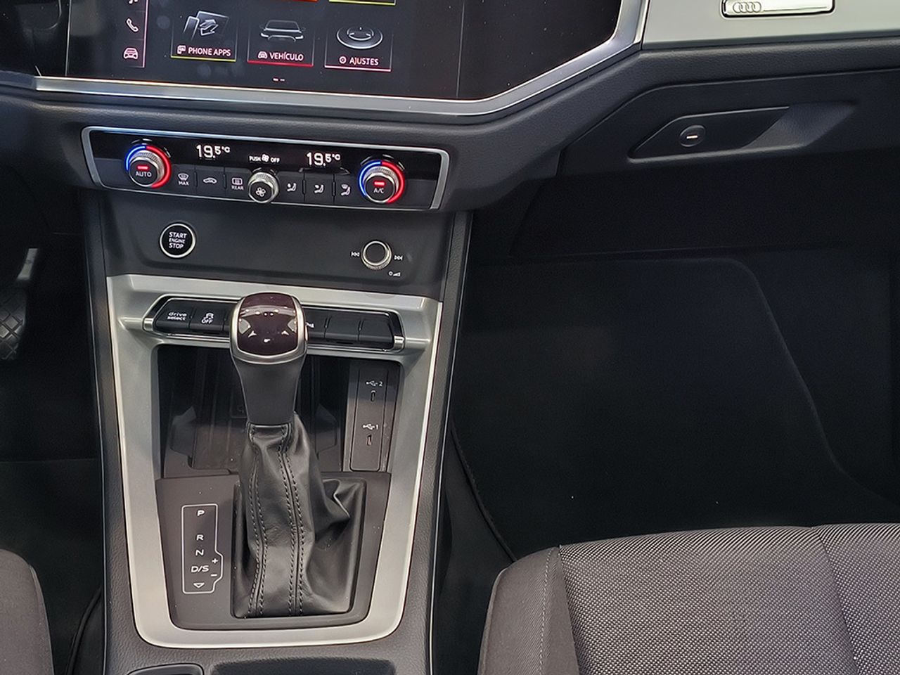 Audi Q3 45 Tfsie 245 Cv Stronic Advance - Foto 2