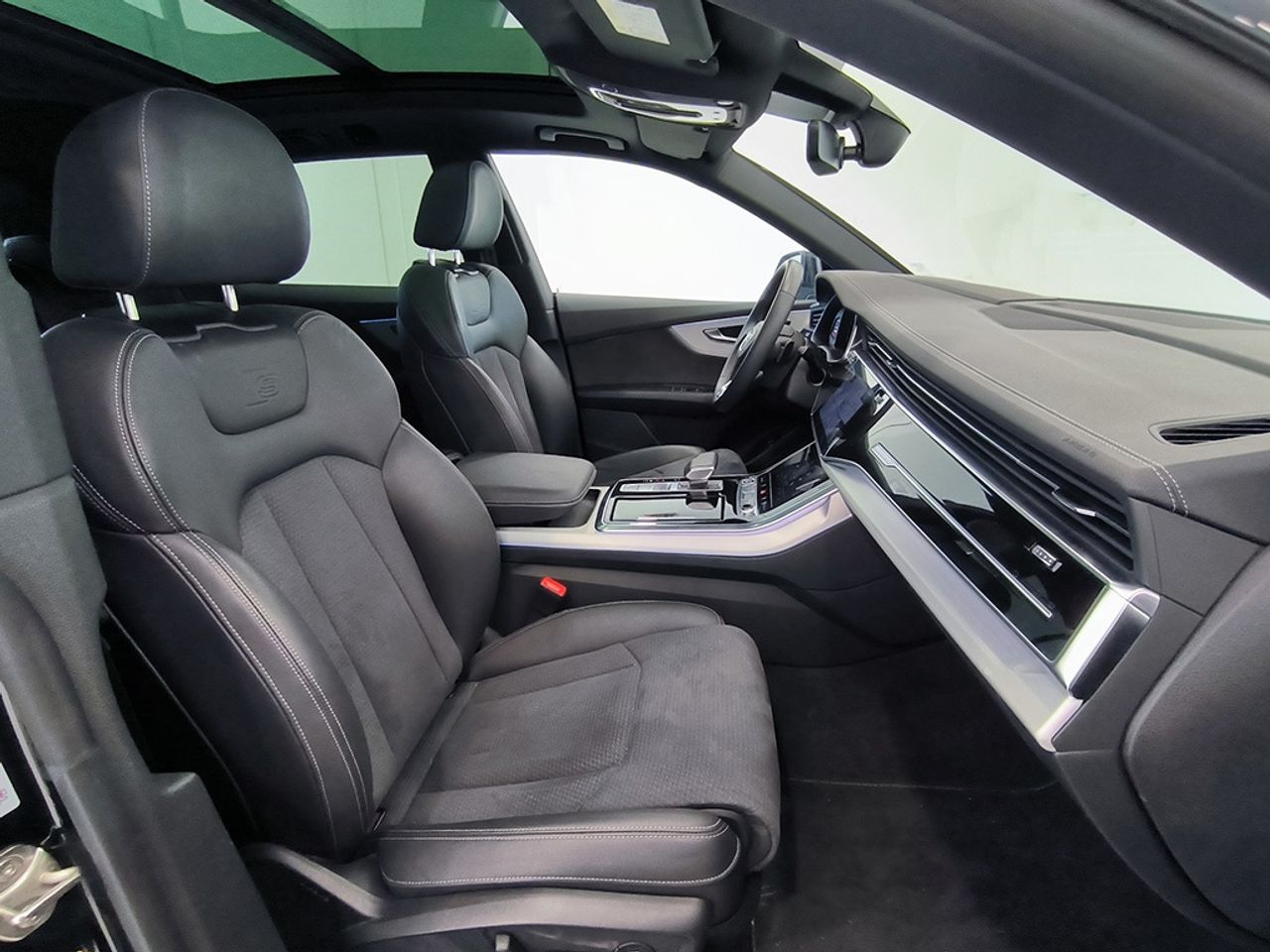 Audi Q8 55 Tfsie 394 Cv Q Tiptronic Black Line - Foto 2