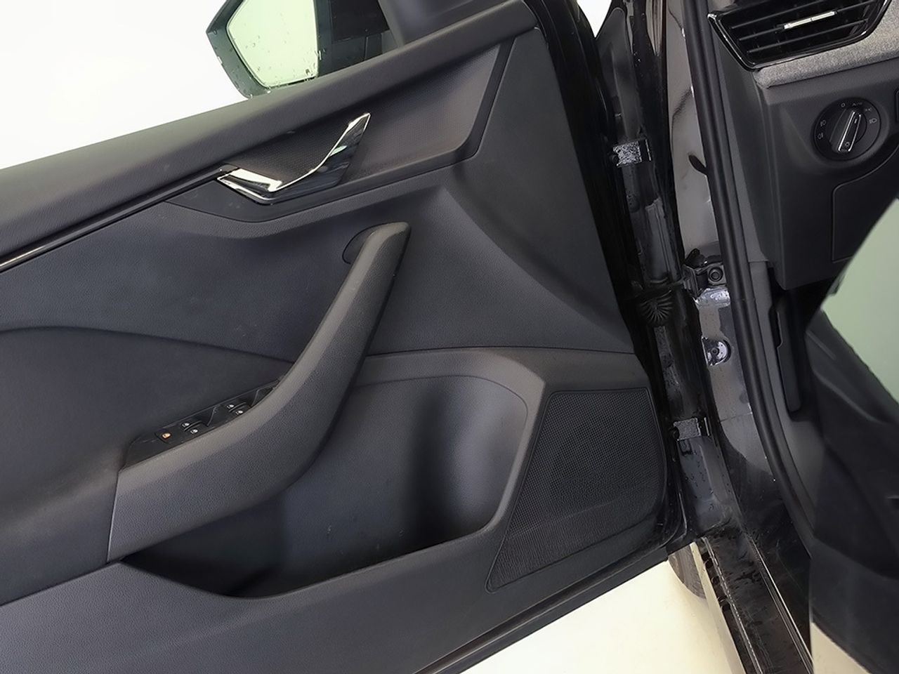 Skoda Kamiq 1.0 Tsi 85kw (115cv) Plus - Foto 2