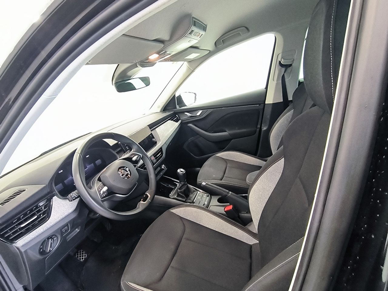 Skoda Kamiq 1.0 Tsi 85kw (115cv) Plus - Foto 2