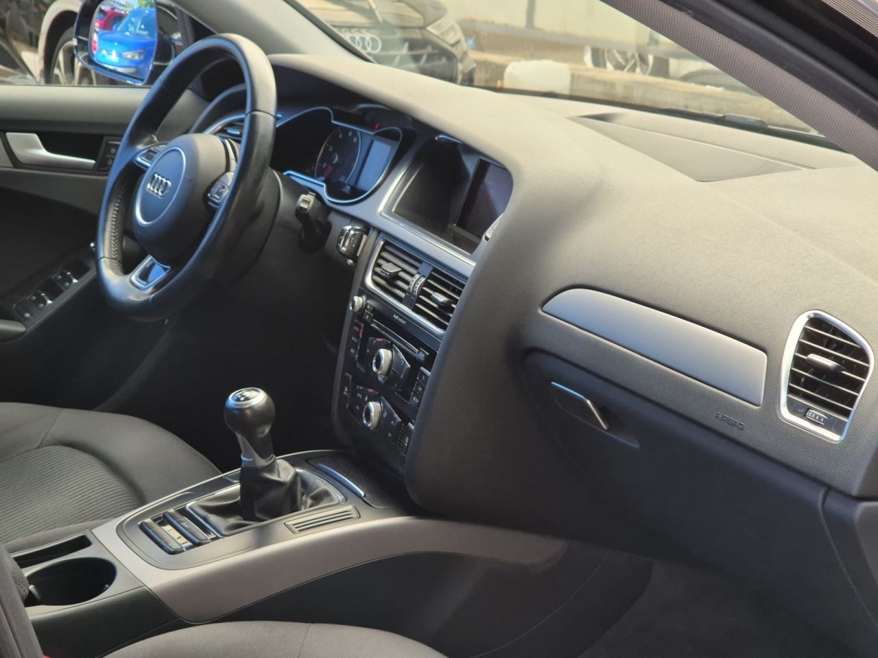 Audi A4 1.8 Tfsi 120 Cv - Foto 2
