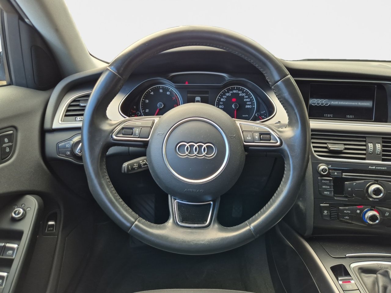 Audi A4 1.8 Tfsi 120 Cv - Foto 2