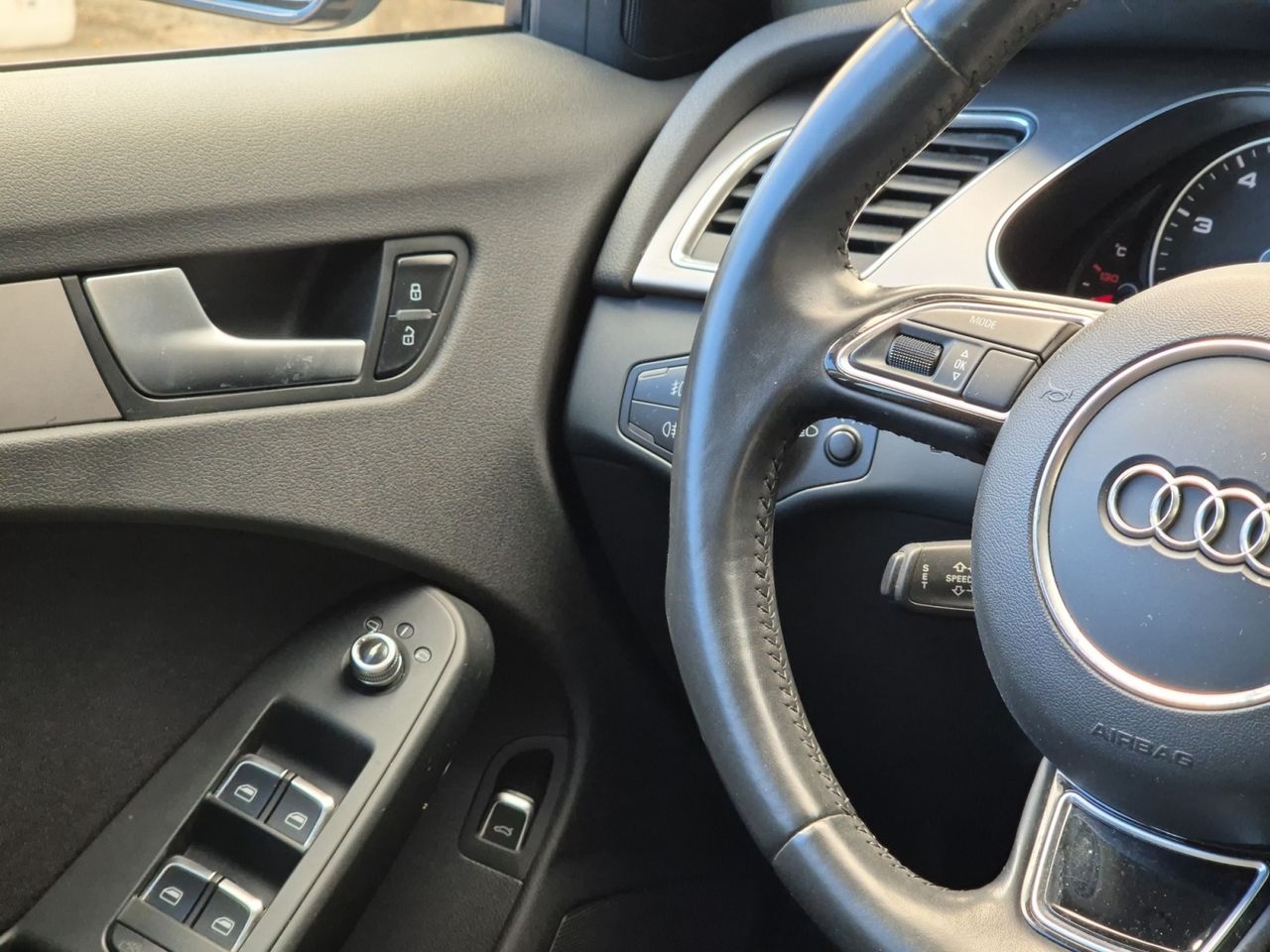 Audi A4 1.8 Tfsi 120 Cv - Foto 2
