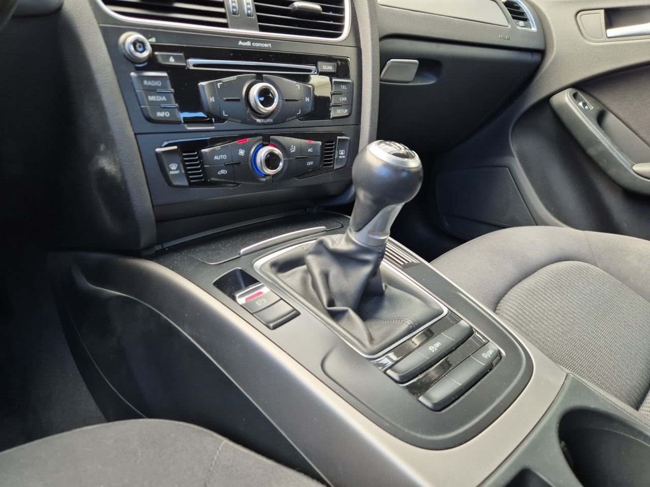 Audi A4 1.8 Tfsi 120 Cv - Foto 2